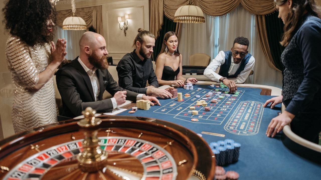 A Journey into the Heart of Entertainment: Uncovering Hidden Gems