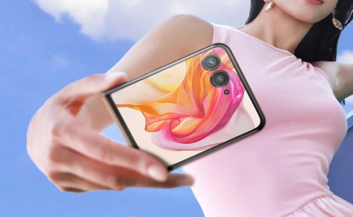 Motorola Unveils the Razr 50 and 50 Ultra: A Leap in Foldable Technology