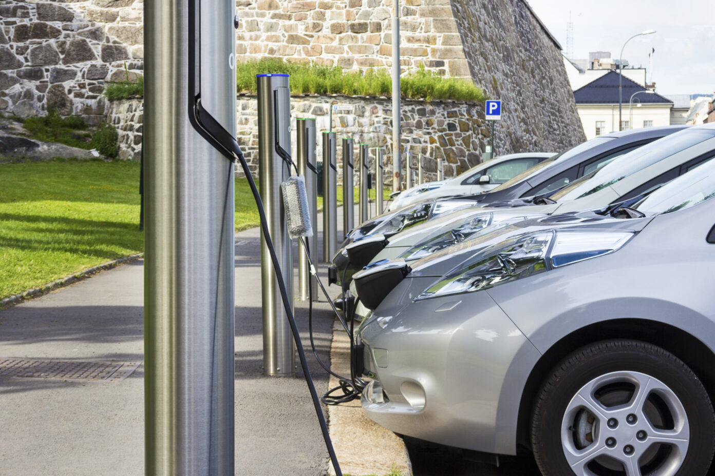Norway Leads the Charge: The World’s First All-Electric Vehicle Nation | Ghanaguardian.com Norway Leads the Charge: The World’s First All-Electric Vehicle Nation