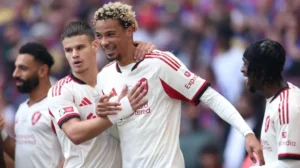 Ekitike scores in community shield | Ghanaguardian.com
