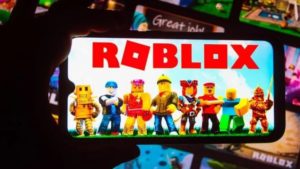 10-Year-Old Girl Spends £2,500 on Roblox without Mother's Knowledge