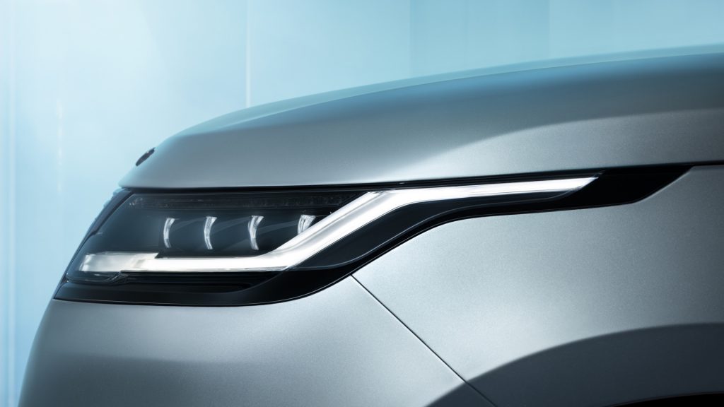 Range Rover Velar Goes Electric: A Luxurious Competitor for the Electric Market