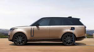 New Range Rover Embraces Upgraded Hybrid Powertrains and Enhanced Features