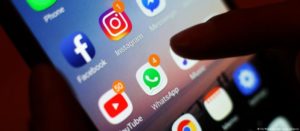 Navigating Financial Advice on Social Networks: Finding Trustworthy Guidance