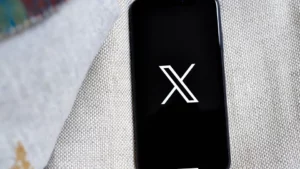 "Global Giants Unite: Corporate Titans Lead Advertising Boycott Against X Amid Anti-Semitic Uproar"