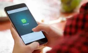 WhatsApp Resurrects 'View Once' Feature for Web Users