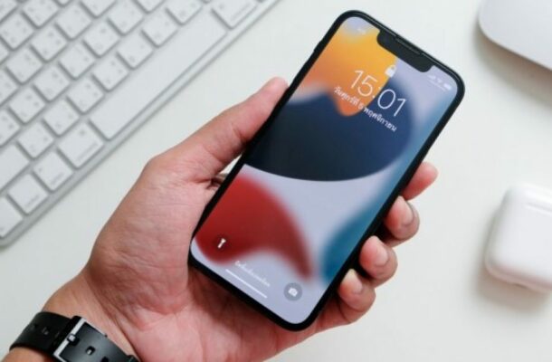 Apple's Vision for Privacy: Patents Hint at Revolutionary Solutions to Guard Your Screen | Ghanaguardian.com Apple's Vision for Privacy: Patents Hint at Revolutionary Solutions to Guard Your Screen