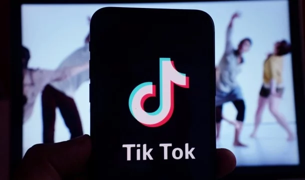 TikTok Unveils 2023's Chart-topper: A Makeup Marvel with 504 Million Views