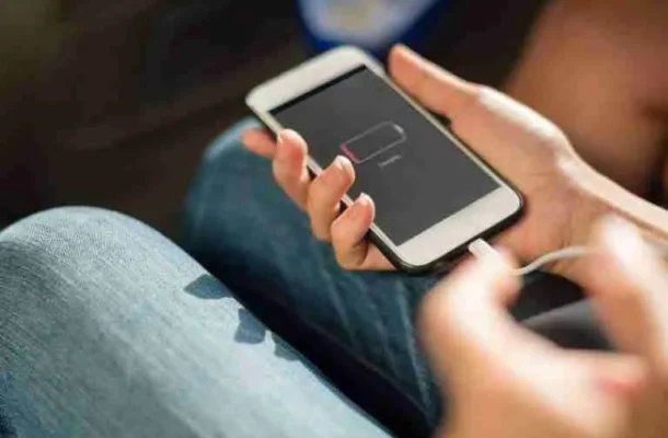 Unveiling the Future: OnePlus 12 to Boast 300W Rapid Charging, Promising Full Battery in 10 Minutes