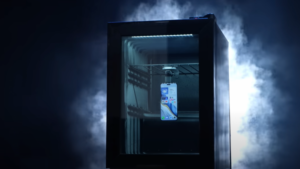 HONOR Magic6 Pro Endures Extreme Cold: Vlogger's Refrigerator Test Reveals Surprising Results