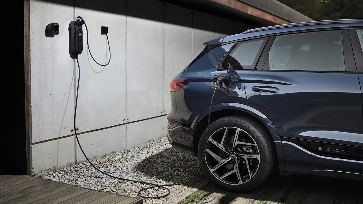 Audi Unveils the Future: Introducing the Q6 e-tron