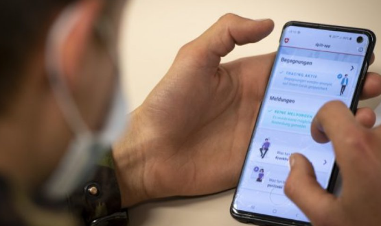 How to Tell If Someone Is Tapping Your Phone