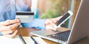 Bank Cards Gain Popularity in Albania: A Trend Toward Cashless Transactions