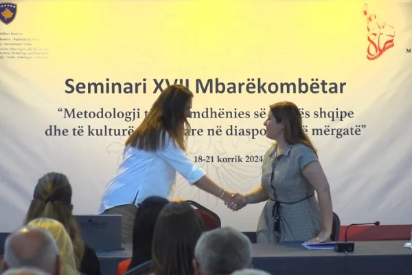 Manastirliu Pledges Support for Albanian Schools Globally