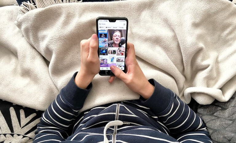TikTok's Impact: Just 8 Minutes of Exposure Can Harm Mental Health, Study Finds