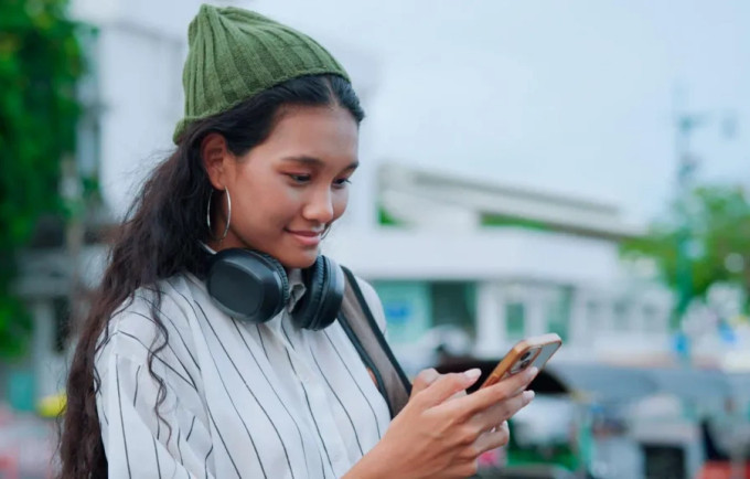 Ads Propel Instagram and Facebook Profits to New Heights