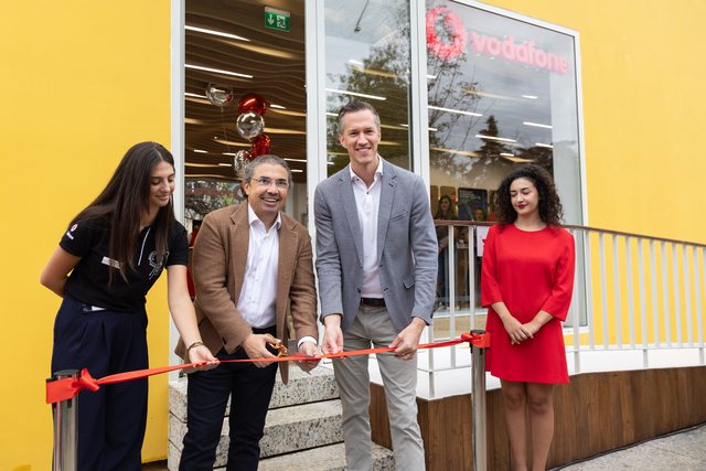 Vodafone Albania Launches First Full Tech Store at Piramida Tirana