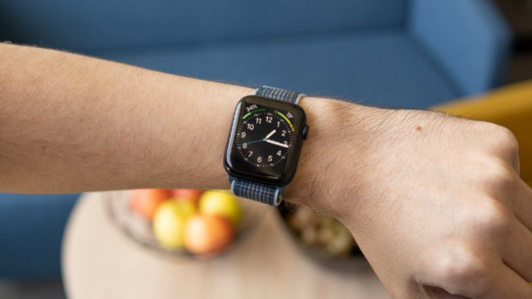 Apple’s New Apple Watch SE: A Kid-Friendly, Budget-Conscious Innovation