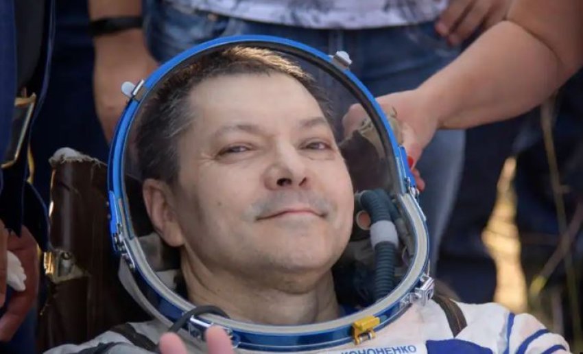 Two Russians Set Record for Longest Stay on International Space Station