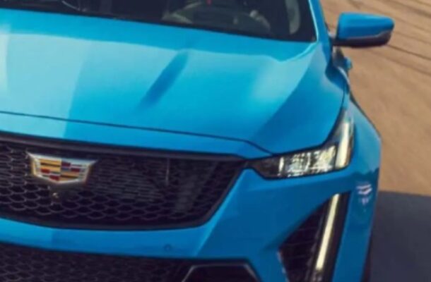 Zuckerberg Reveals the Model of the Car He Drives