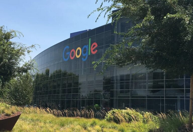 UK Greenlights Google's $2 Billion Investment in Anthropic Amid Growing AI Competition
