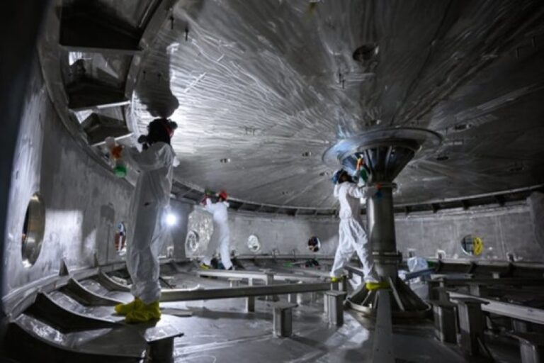 Super-Magnets: 100,000 Times Stronger Than Earth's Magnetic Field Pave the Way for Nuclear Fusion