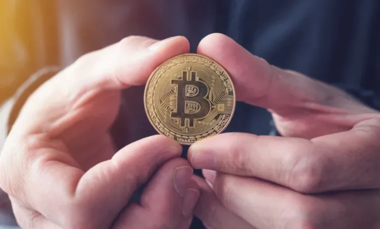 MicroStrategy Expands Bitcoin Portfolio with $5.4 Billion Investment