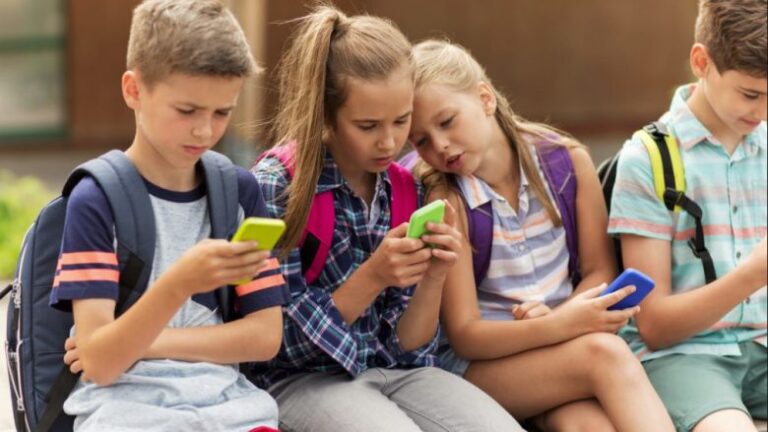  Telegram Signs Up for Child Protection Scheme After Criticism