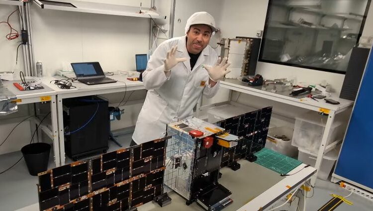  YouTuber Marc Rober to Offer Fans a Chance to Take Selfies in Earth’s Orbit