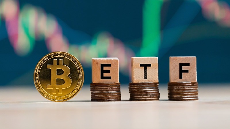 Bitcoin and Ethereum ETFs See Second-Largest Selloff Amid Investor Concerns