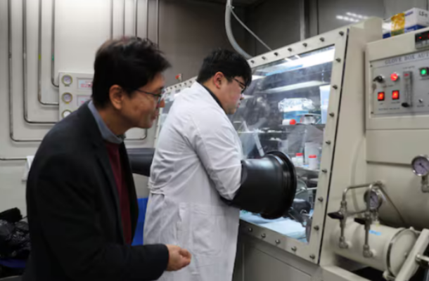 Korean Scientists Develop Self-Extinguishing Battery with Enhanced Durability