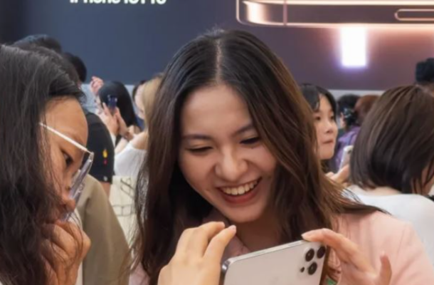 Why Is Apple Dropping iPhone Prices in China?