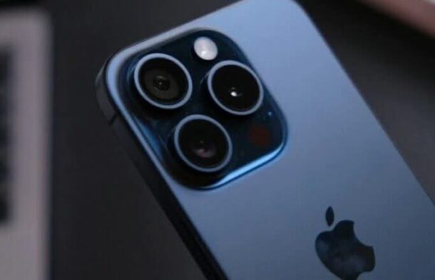 Trump’s Tariffs Could Push an iPhone Up to ,300: Apple Faces Major Price Hikes Amid Trade Tensions | Ghanaguardian.com Trump’s Tariffs Could Push an iPhone Up to $2,300: Apple Faces Major Price Hikes Amid Trade Tensions
