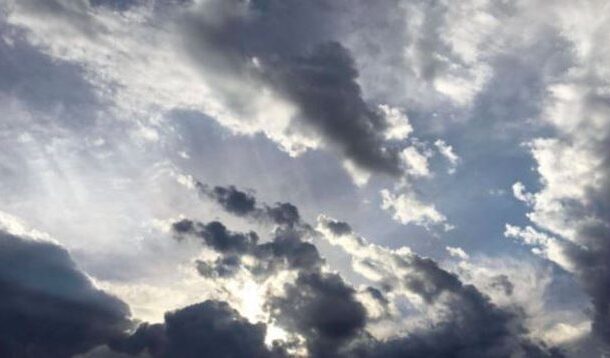 Unstable Weather Expected Today Across Albania Amid Humid Southwestern Airflow