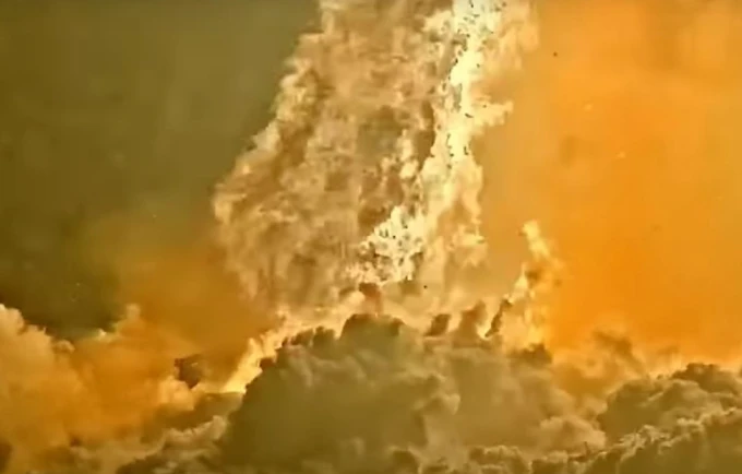 SpaceX Starship Erupts in Fireball During Ground Test in Texas