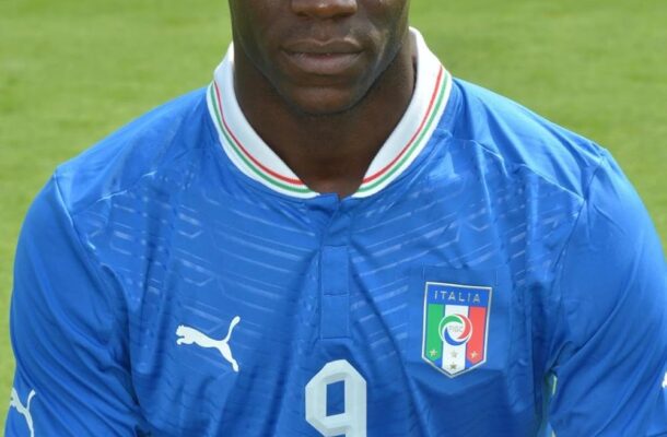 IMG_1145 | Ghanaguardian.com Portrait of a male soccer player wearing the Italy national team jersey (number 9) on a green field.